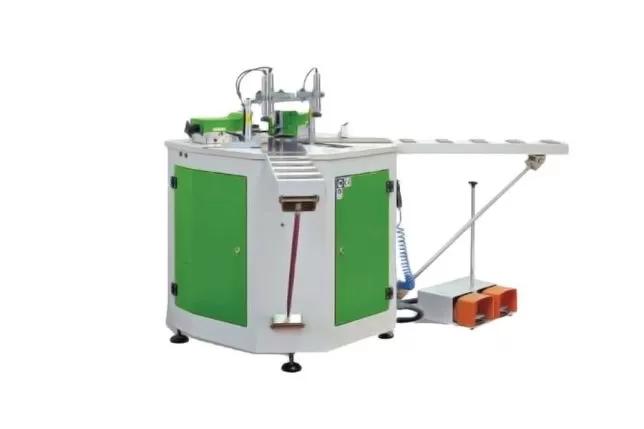 AS 456 Μηχάνημα Πρεσάρωσης Γωνιών Αλουμινίου